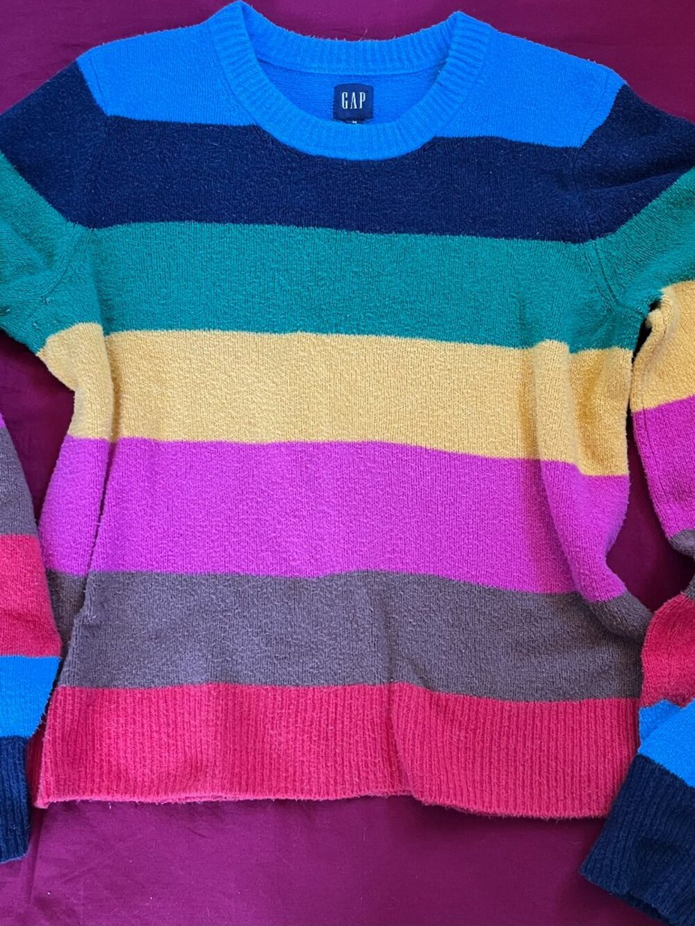 🌈 GAP Rainbow Stripe CashSoft Sweater (Size M)